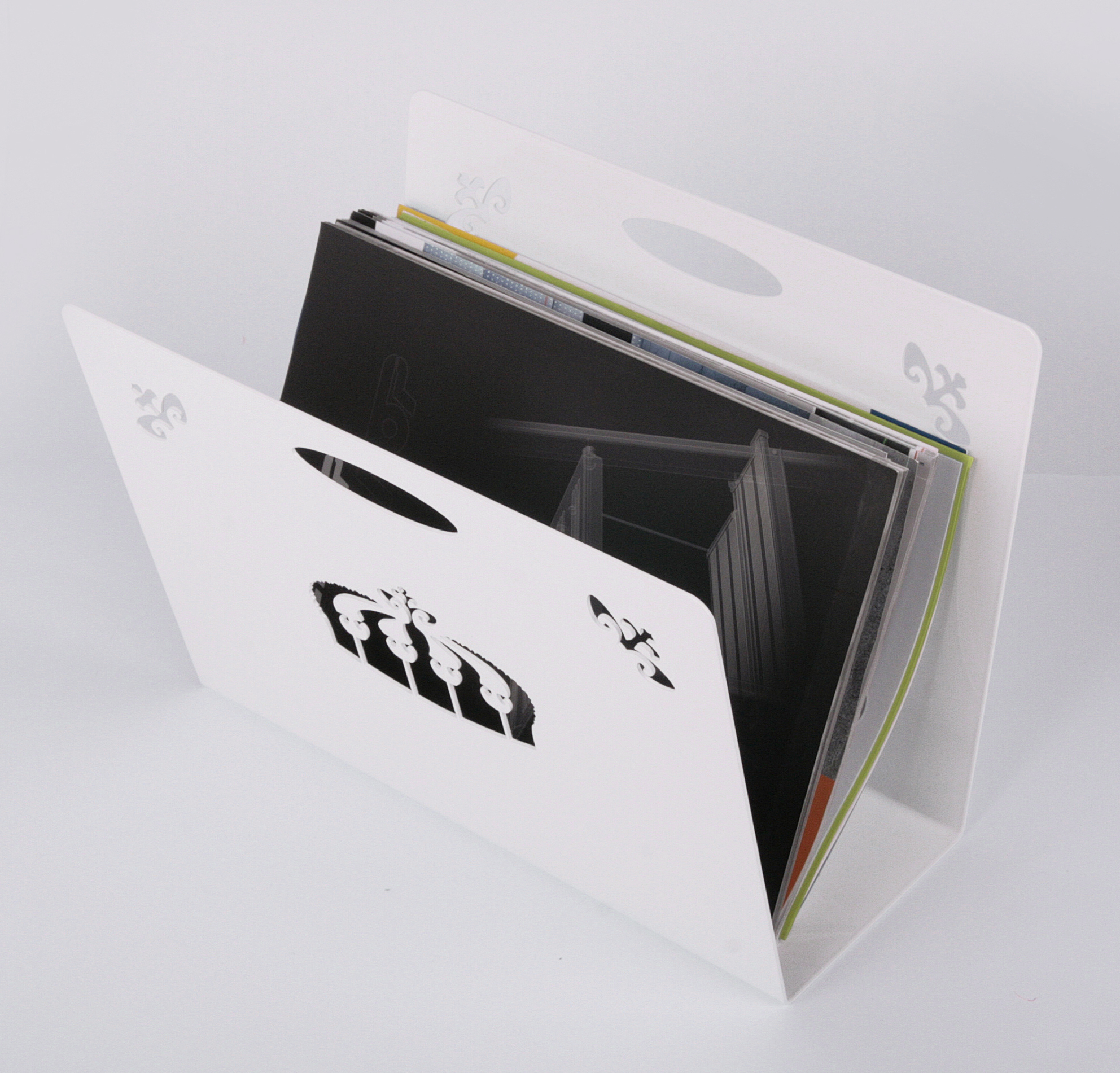 Zeitungsständer Crown 23x32x12cm weiß SZAGATO Made in Germany  Zeitschriftenständer Metall Zeitschriftenhalter Zeitungshalter modern