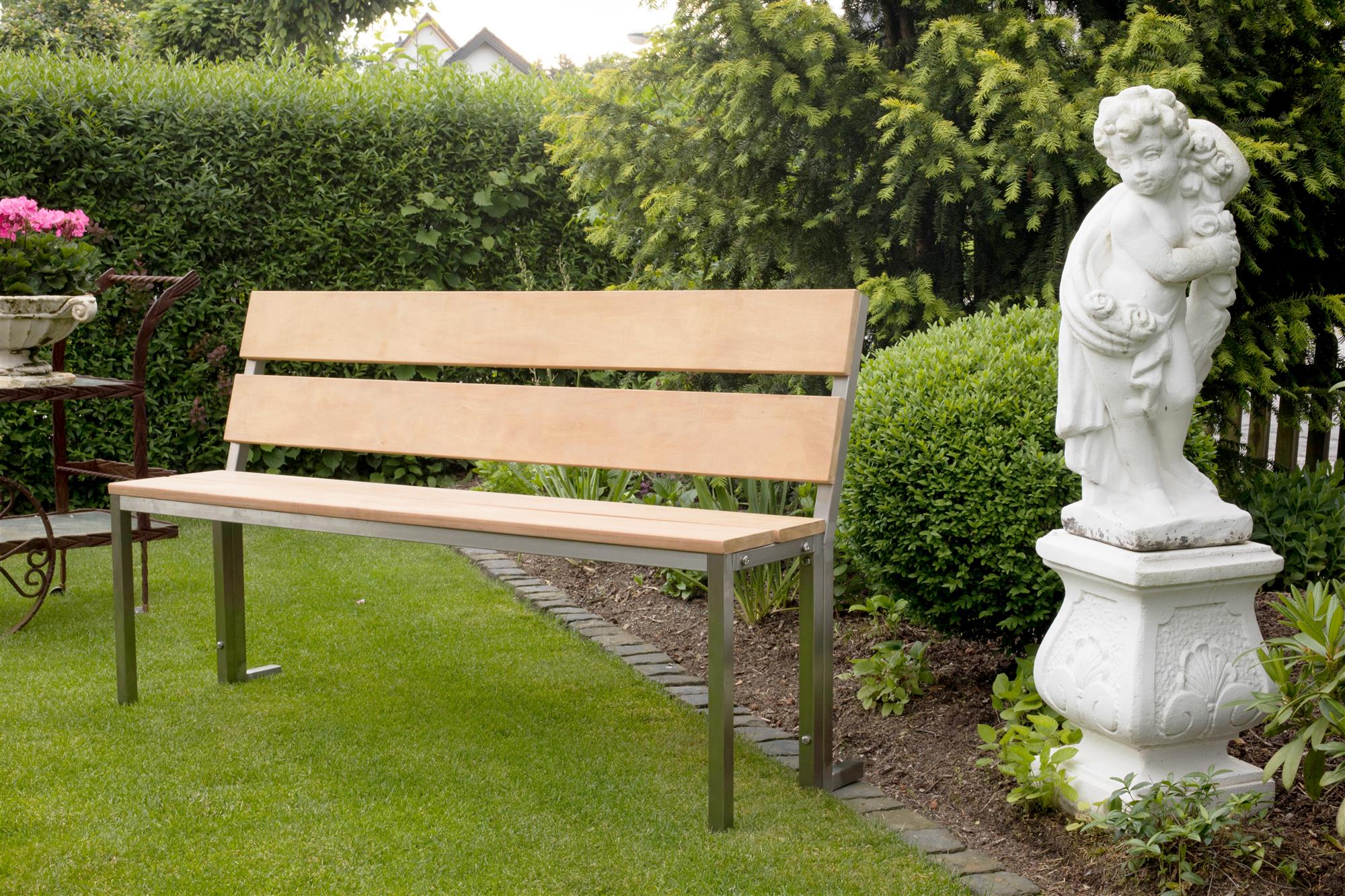 Gartenbank Parkbank mit Rücklehne Edelstahl BxTxH 150x30x40cm SZAGATO Made in Germany Sitzbank Metall Umkleidebank Parkbank wetterfest Parkbänke