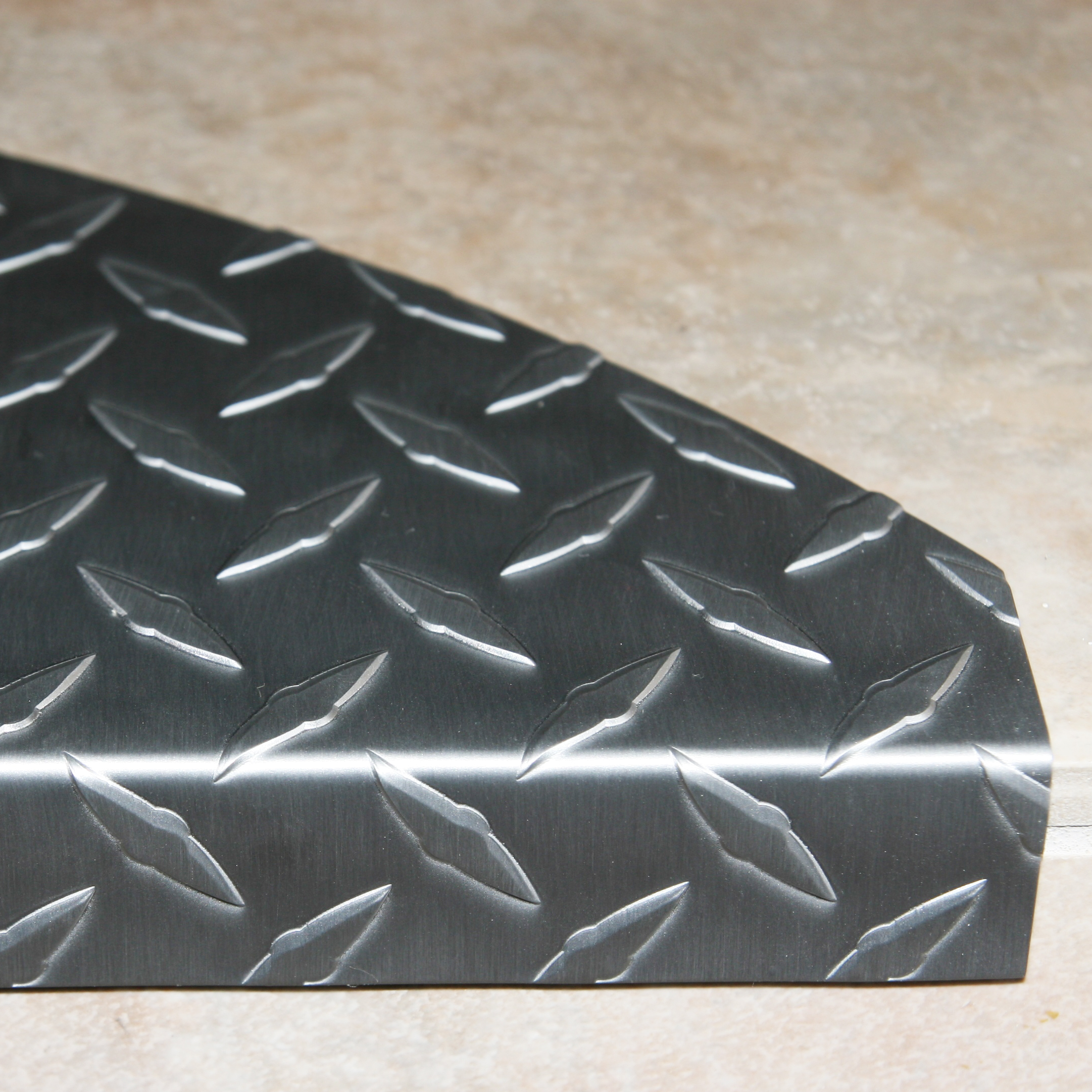 Stufenmatten aus Aluminium matt halbrund 60x18cm SET= 15 Stück SZAGATO Treppenmatte Treppenmatte Stufenmatte Stufenmatten Aluminium ALU Metall