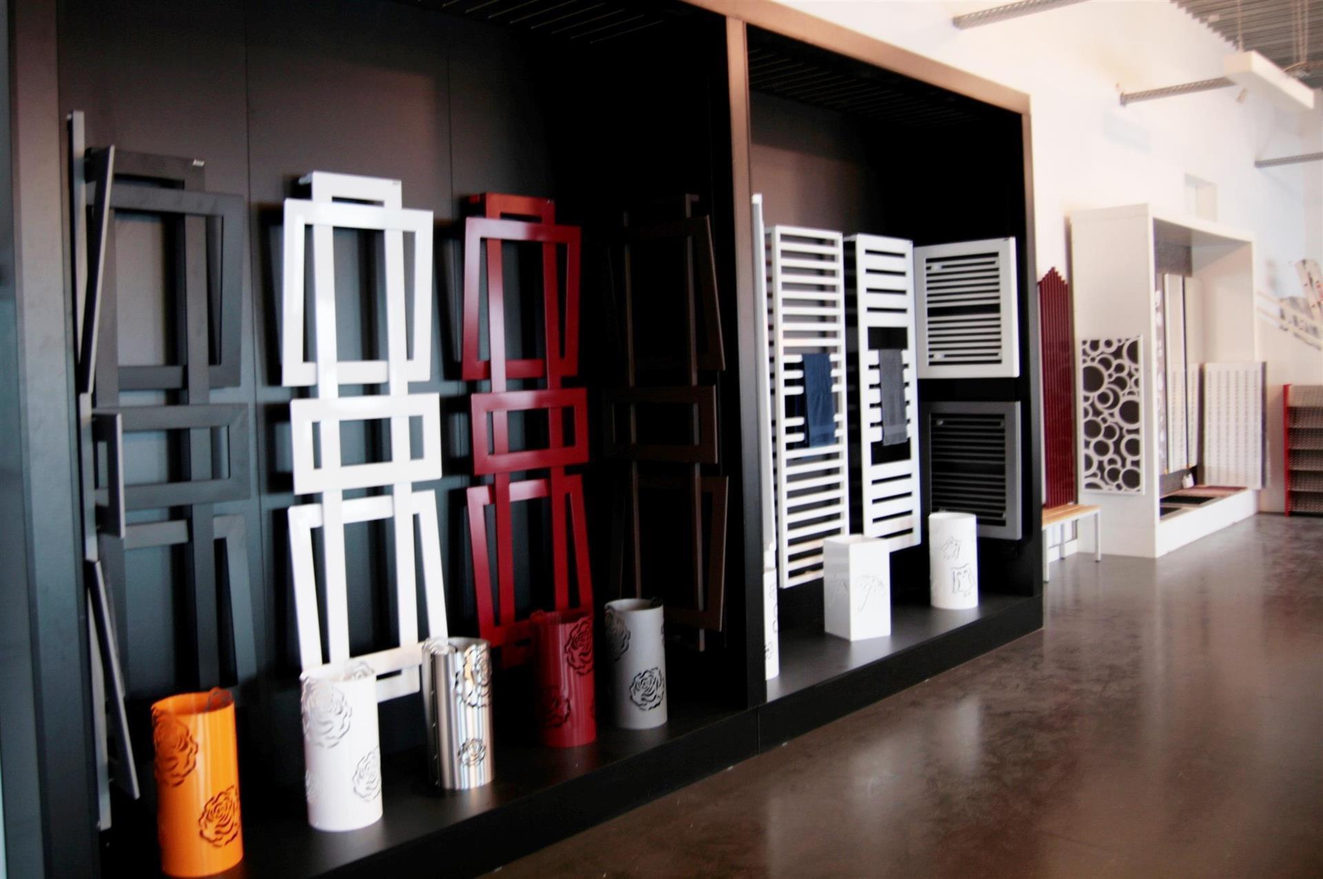 BADHEIZKÖRPER Design ART II, (breite Version) 180x60cm, 1019 Watt, braun / Marke: SZagato Bad und Wohnraum-Heizkörper (Mittelanschluss)