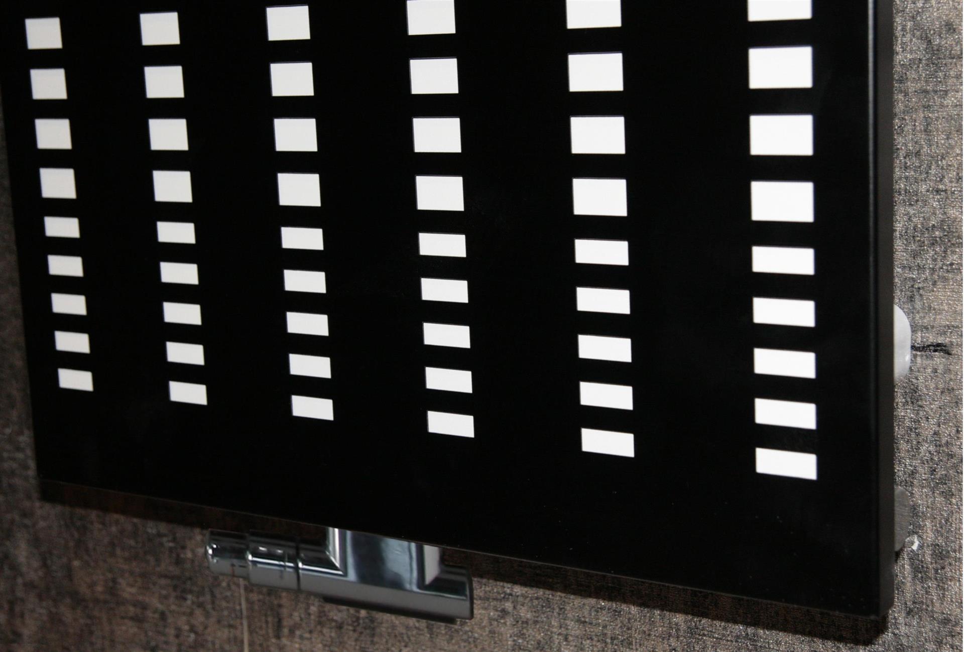 BADHEIZKÖRPER Design broken Mirror 2 120x47cm 799 Watt schwarz SZAGATO Designheizkörper Handtuchheizkörper mit Mittelanschluss Handtuchwärmer