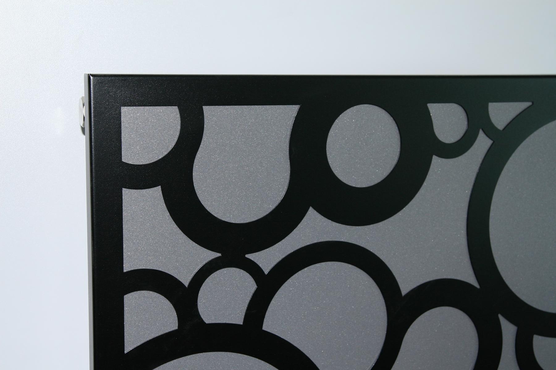 BADHEIZKÖRPER Design Kreta 2 120x47cm 799 Watt anthrazit moonstone schwarz (+1 Halter 15mm) SZAGATO Designheizkörper Mittelanschluss Handtuchwärmer