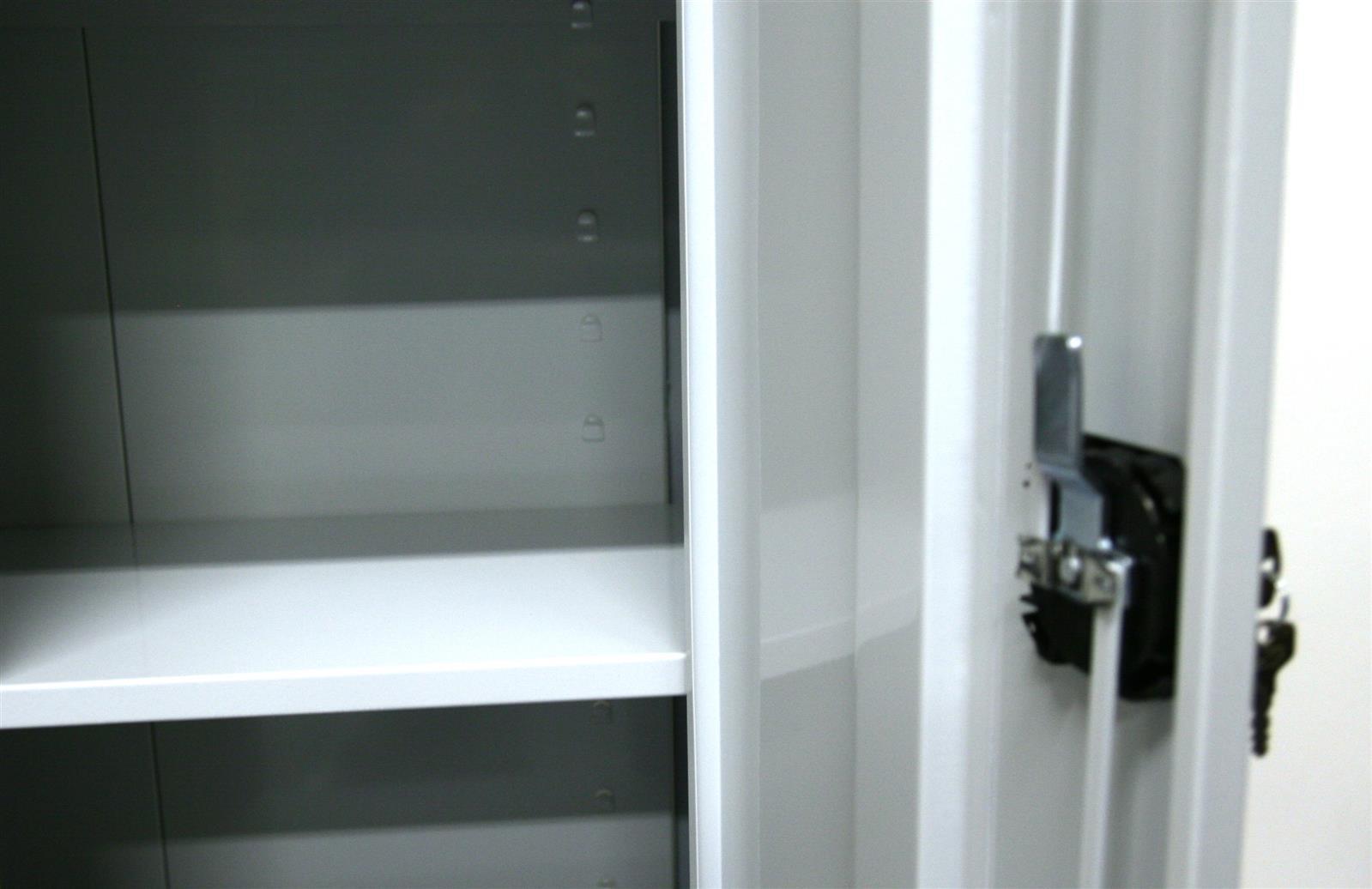 Stahlschrank 90x80x40cm 2 Böden Drehverschluss lichtgrau SZAGATO Metallschrank abschließbar Aktenschrank Ordnerschrank Büroschrank Werkzeugschrank