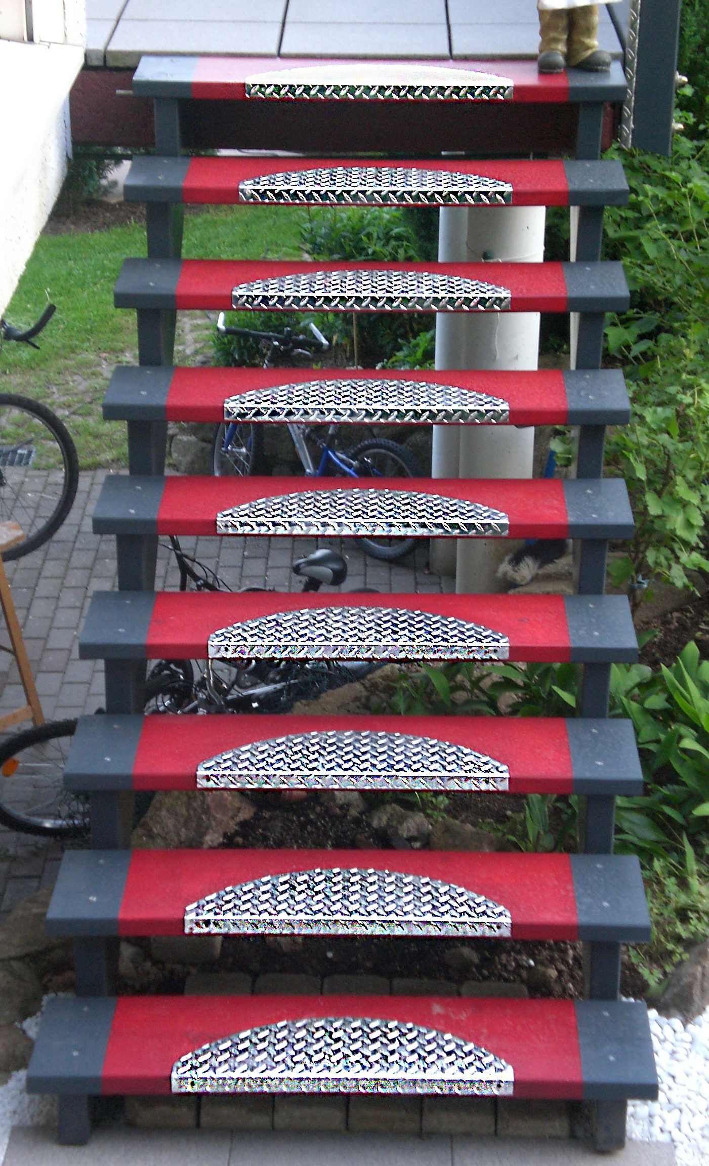 Stufenmatten aus Aluminium glänzend halbrund 60x18cm SZAGATO Made in Germany Treppenmatte Treppenmatte Stufenmatte Stufenmatten Aluminium ALU Metall