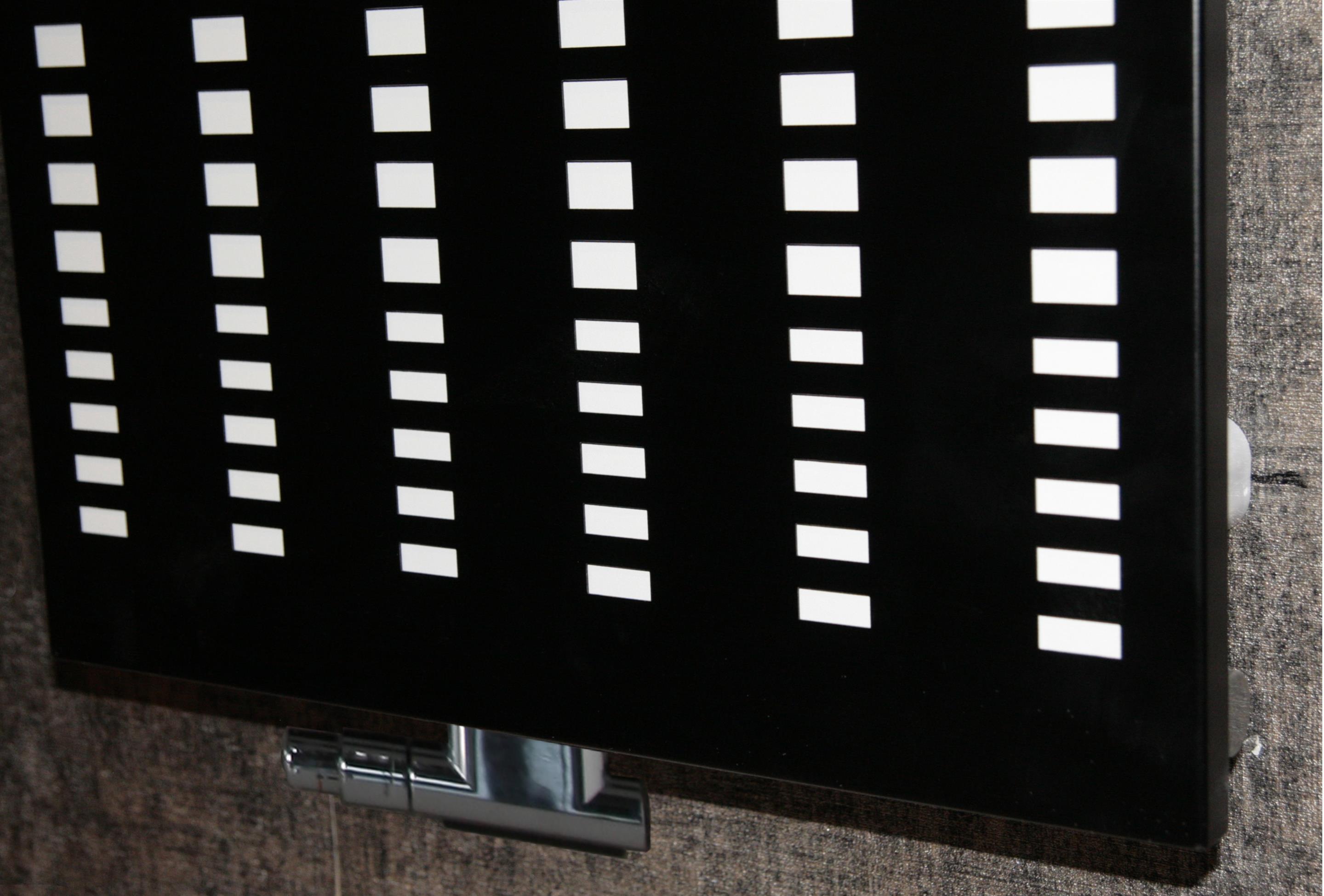 BADHEIZKÖRPER Design broken Mirror 2 120x47cm 799 Watt schwarz (+1 Halter 50mm) SZAGATO Designheizkörper Handtuchheizkörper mit Mittelanschluss