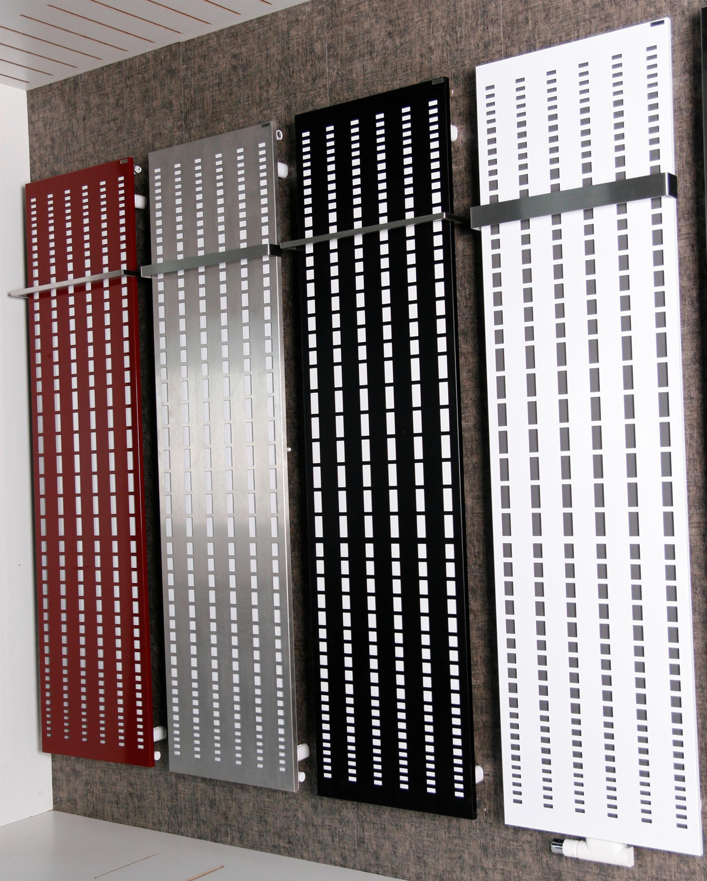 BADHEIZKÖRPER Design broken Mirror 2 120x47cm 799 Watt schwarz (+1 Halter 50mm) SZAGATO Designheizkörper Handtuchheizkörper mit Mittelanschluss